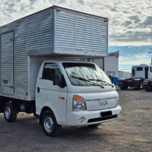 HYUNDAI HR HDB 4X2 2011/12 401716km 3.20comp. 2.18alt. livre 1.20bico 1.78larg. 6D62