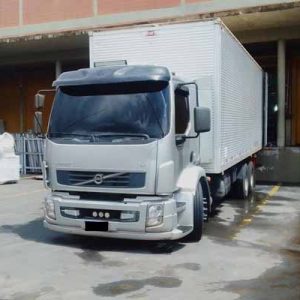 VOLVO VM270 6X2 2012/12 motor novo 9mt. 2.75lat. 2.50larg. 117.876km 7B75