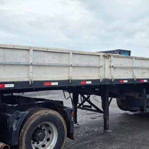 CARGA SECA LIBRELATO 2012/12 12.50mt. assoalho chapa c/pneus 6E42